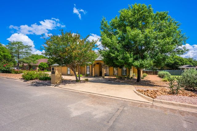 516 Winged Foot Lane, Kerrville, TX 78028