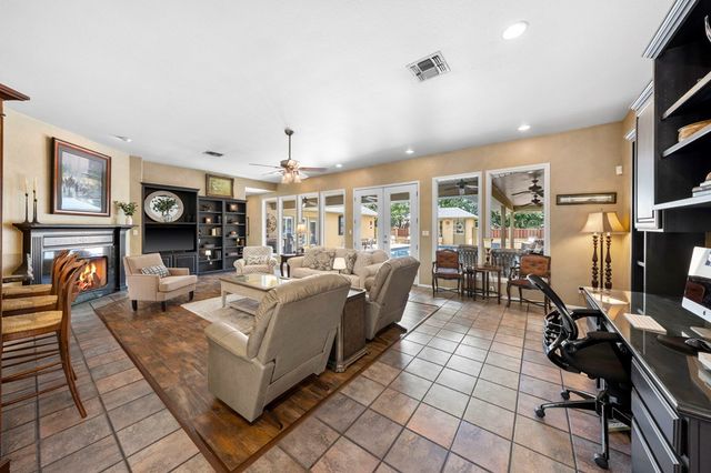 516 Winged Foot Lane, Kerrville, TX 78028