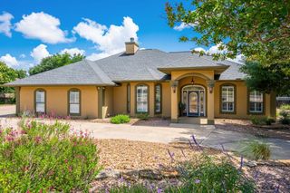 516 Winged Foot Lane, Kerrville, TX 78028