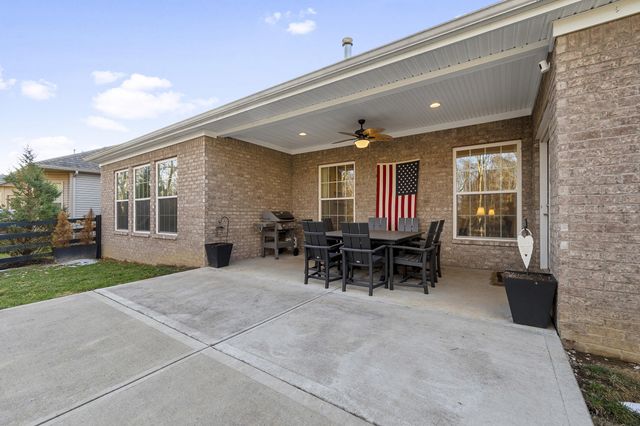 213 Red Cedar Drive, Nicholasville, KY 40356