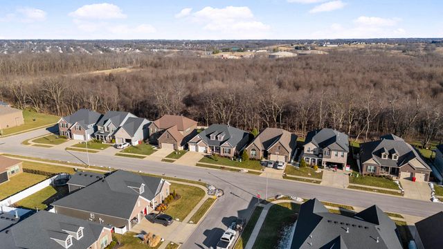 213 Red Cedar Drive, Nicholasville, KY 40356