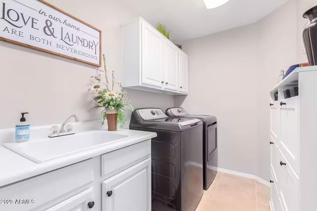 17522 W DESERT SAGE Drive, Goodyear, AZ 85338