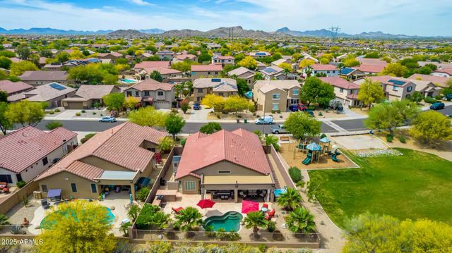 17522 W DESERT SAGE Drive, Goodyear, AZ 85338