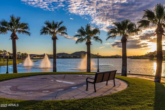 17522 W DESERT SAGE Drive, Goodyear, AZ 85338