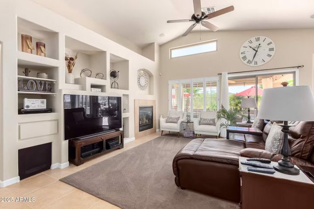 17522 W DESERT SAGE Drive, Goodyear, AZ 85338