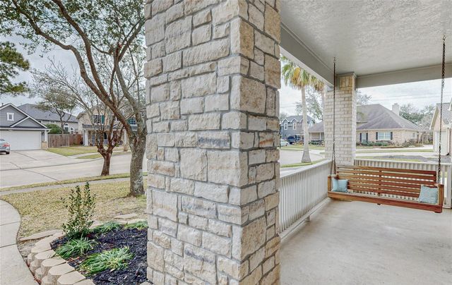 1210 Cambridge Court, Seabrook, TX 77586