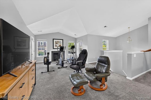 4077 Berkeley Avenue, Canton, MI 48188