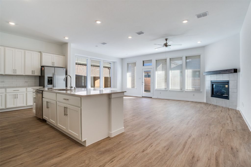 816 Warleggan Way, Mckinney, TX 75069