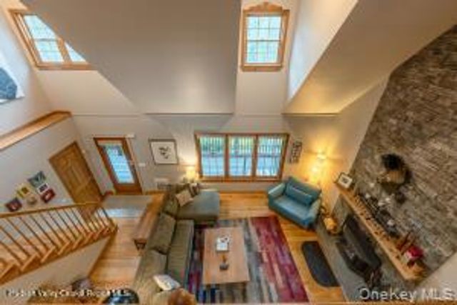 20 Pennsylvania Avenue, Palenville, NY 12414