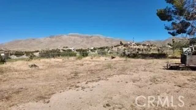 7676 Juniper, Apple Valley, CA 92308