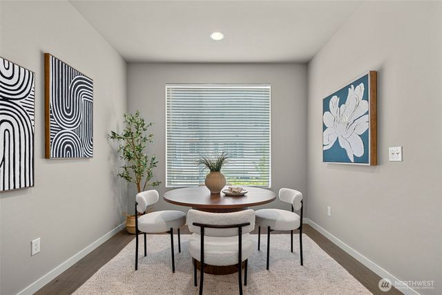 347 Vashon Court NE, Renton, WA 98059