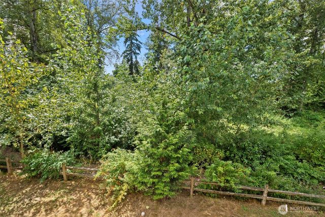 347 Vashon Court NE, Renton, WA 98059