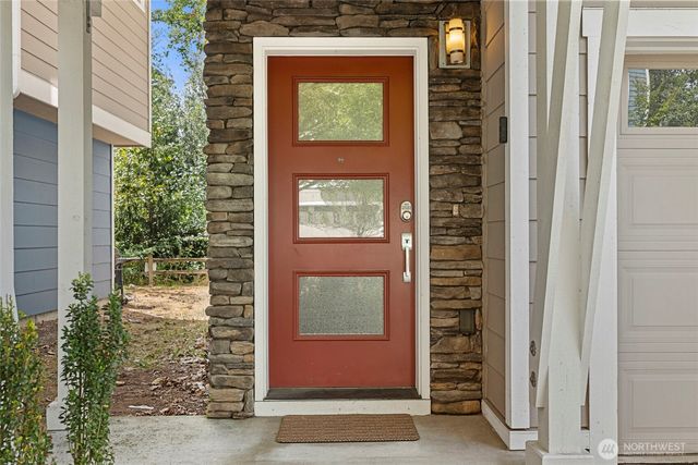 347 Vashon Court NE, Renton, WA 98059