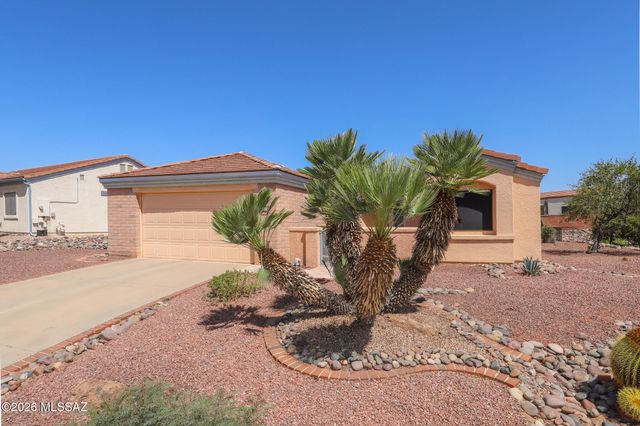 830 W Welcome Way, Green Valley, AZ 85614