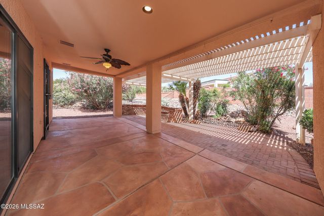 830 W Welcome Way, Green Valley, AZ 85614