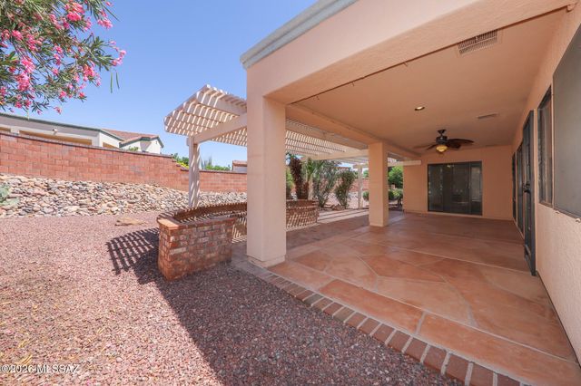 830 W Welcome Way, Green Valley, AZ 85614