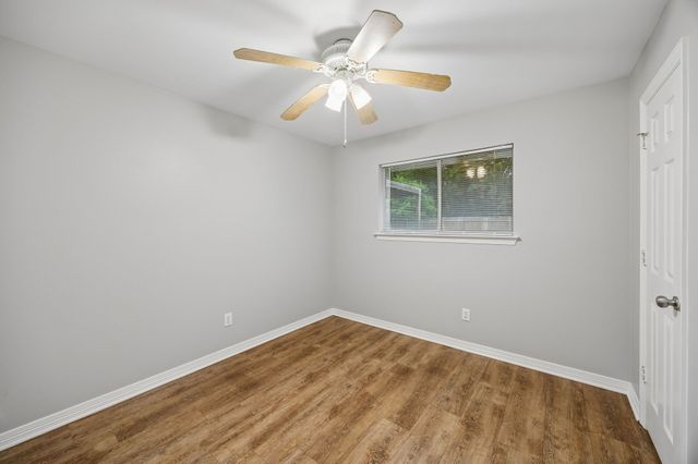 303 Vista Ridge Drive, Venus, TX 76084