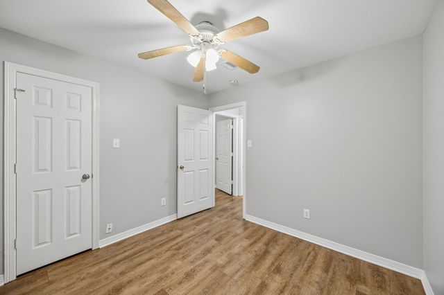 303 Vista Ridge Drive, Venus, TX 76084