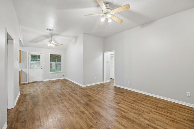 303 Vista Ridge Drive, Venus, TX 76084