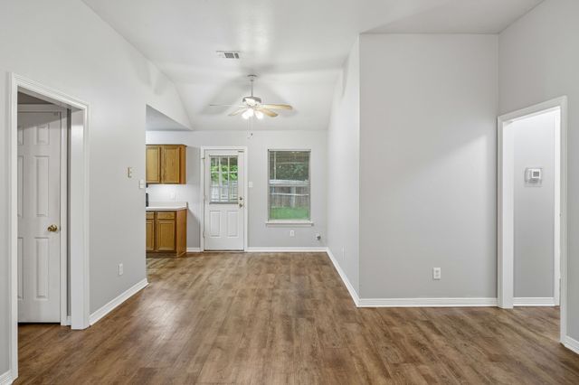 303 Vista Ridge Drive, Venus, TX 76084