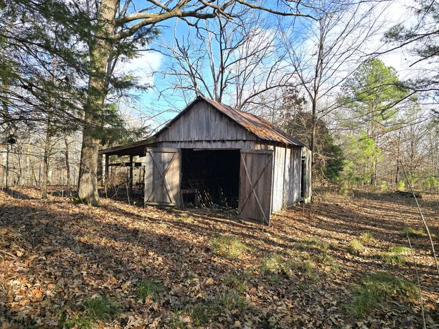 601 Anglin Ridge Rd, Dover, TN 37058