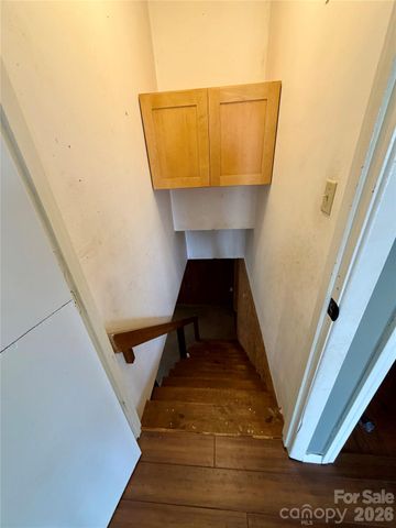 288 Willow Lane, Rosman, NC 28772