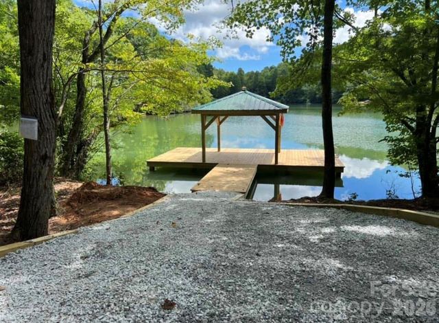 288 Willow Lane, Rosman, NC 28772