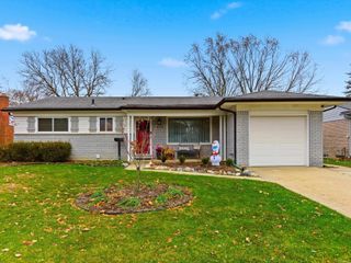 14436 Park Street, Livonia, MI 48154