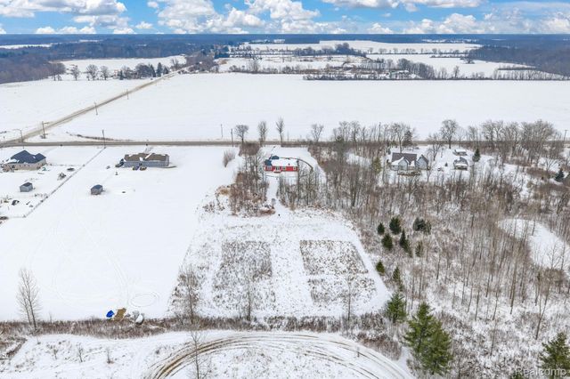 3947 Kilgore Road, Kenockee Township, MI 48006