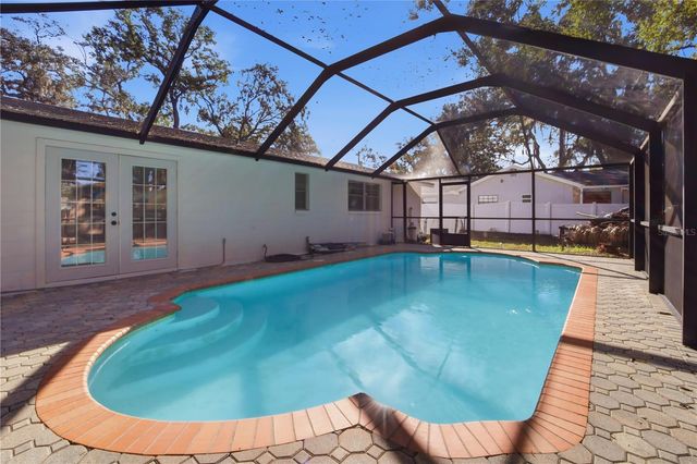 6618 N 23RD STREET, Tampa, FL 33610