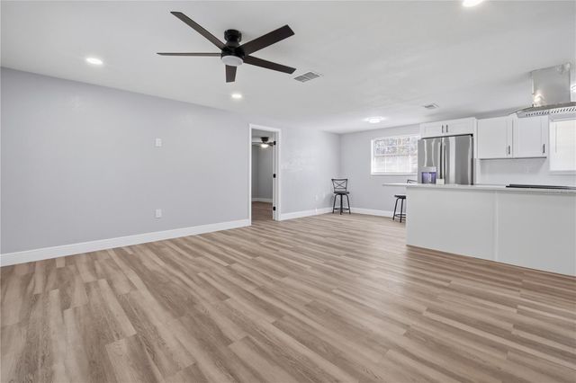 6618 N 23RD STREET, Tampa, FL 33610