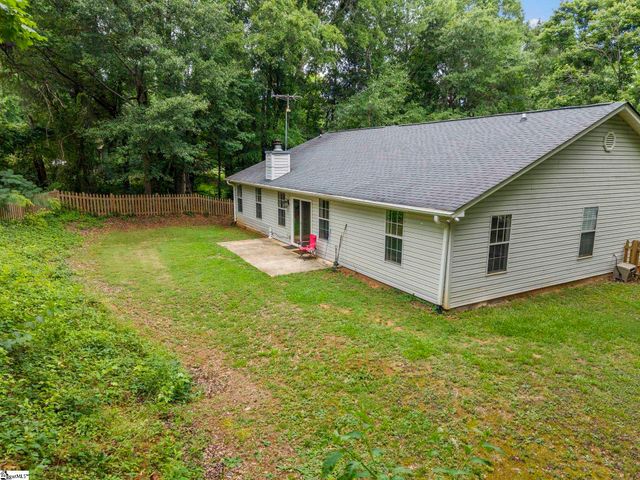 121 Confederate Lane, Greer, SC 29651