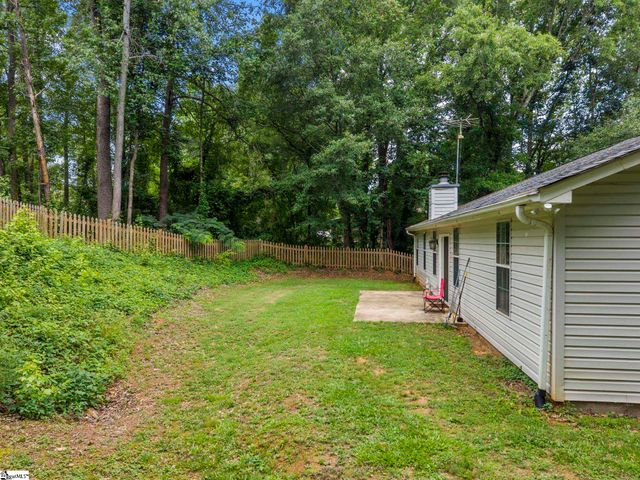 121 Confederate Lane, Greer, SC 29651