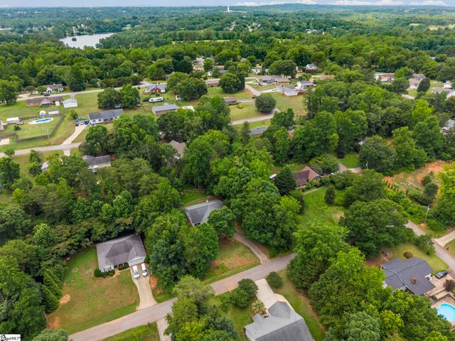 121 Confederate Lane, Greer, SC 29651
