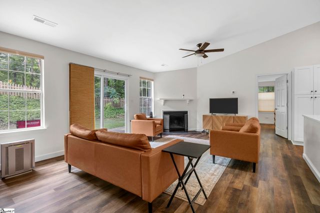 121 Confederate Lane, Greer, SC 29651