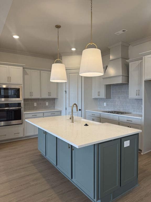 504 Mare Alley, Thompsons Station, TN 37179