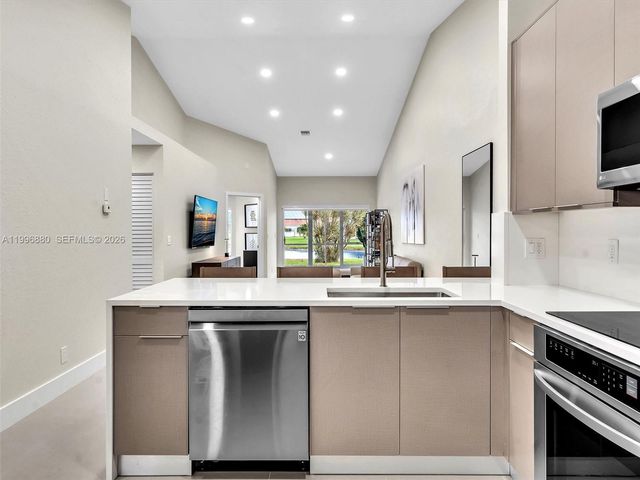 15212 W Tranquility Lake Dr 15212, Delray Beach, FL 33446