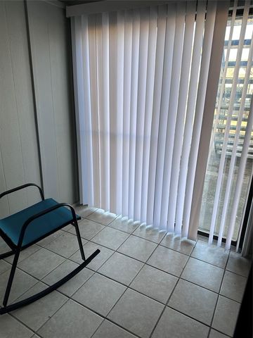 1725 E Lindsey Street 1, Norman, OK 73071