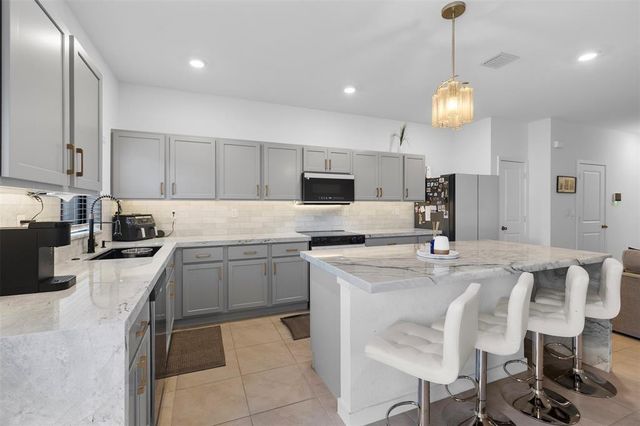 884 NW 3rd Terrace, Pompano Beach, FL 33060