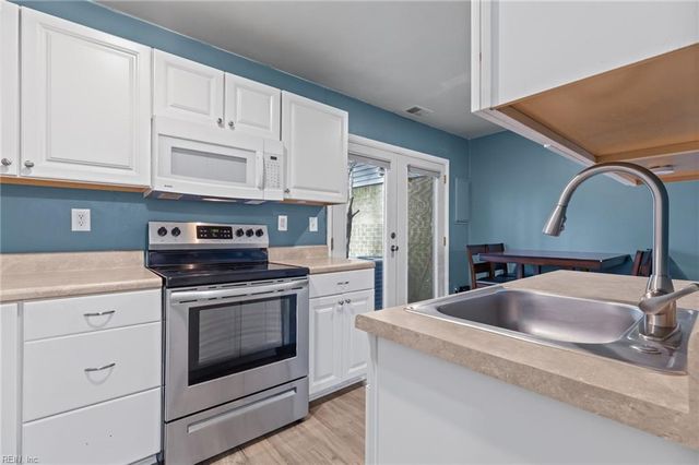 3737 Bancroft DR, Virginia Beach, VA 23452