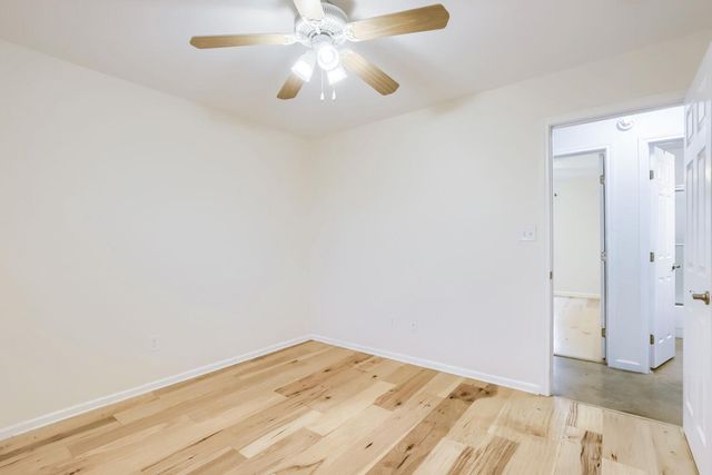 10213 Thomas LN, Dripping Springs, TX 78620