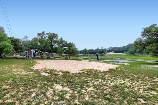 10213 Thomas LN, Dripping Springs, TX 78620