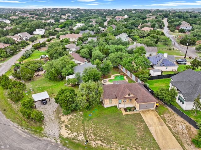 10213 Thomas LN, Dripping Springs, TX 78620