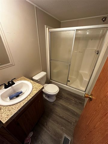 2021 N Battlebell Road 21, Highlands, TX 77562