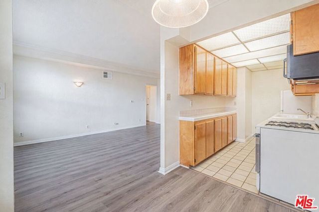 5640 Franklin Avenue 500, Los Angeles, CA 90028
