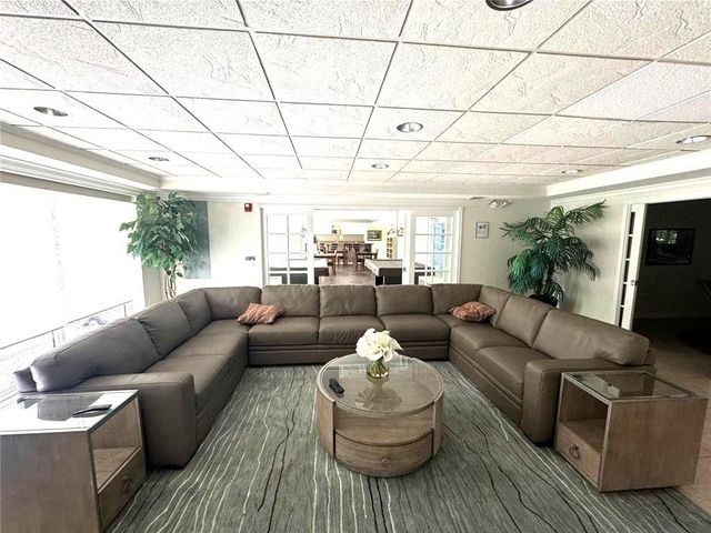 151 NE 16th Avenue 367, Fort Lauderdale, FL 33301