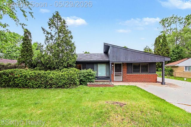2198 Saint Joseph Street, West Bloomfield Charter Township, MI 48324