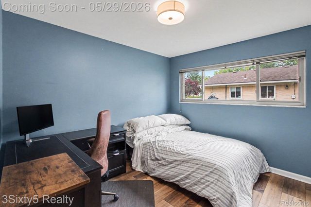 2198 Saint Joseph Street, West Bloomfield Charter Township, MI 48324