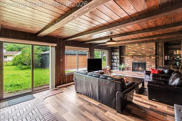 2198 Saint Joseph Street, West Bloomfield Charter Township, MI 48324