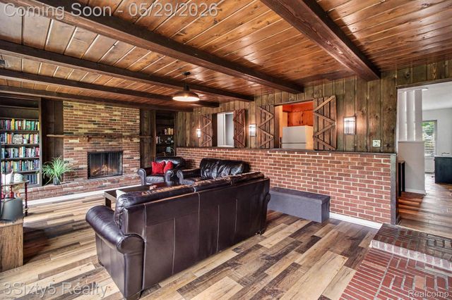 2198 Saint Joseph Street, West Bloomfield Charter Township, MI 48324
